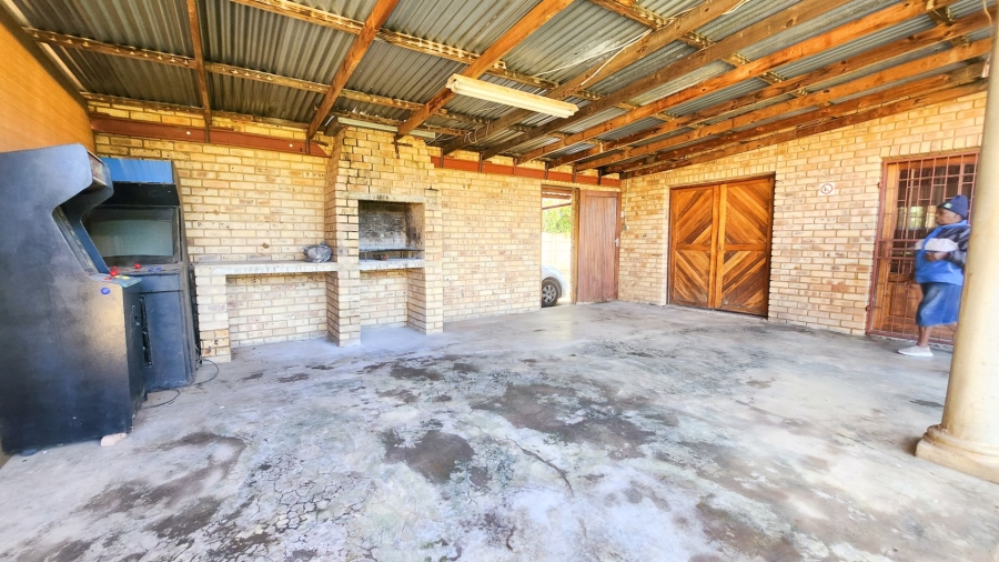 3 Bedroom Property for Sale in Meiringspark North West